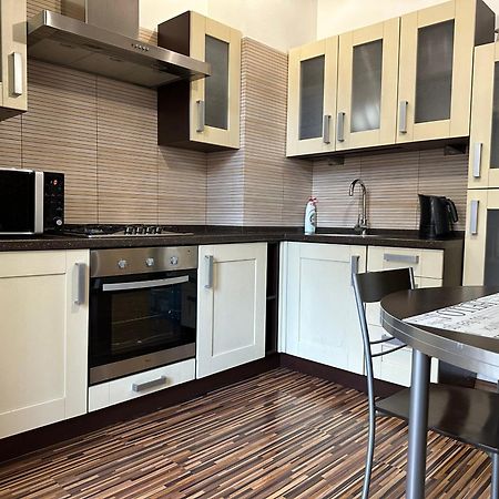 Апартаменты На Бассейной Kiev Exterior foto