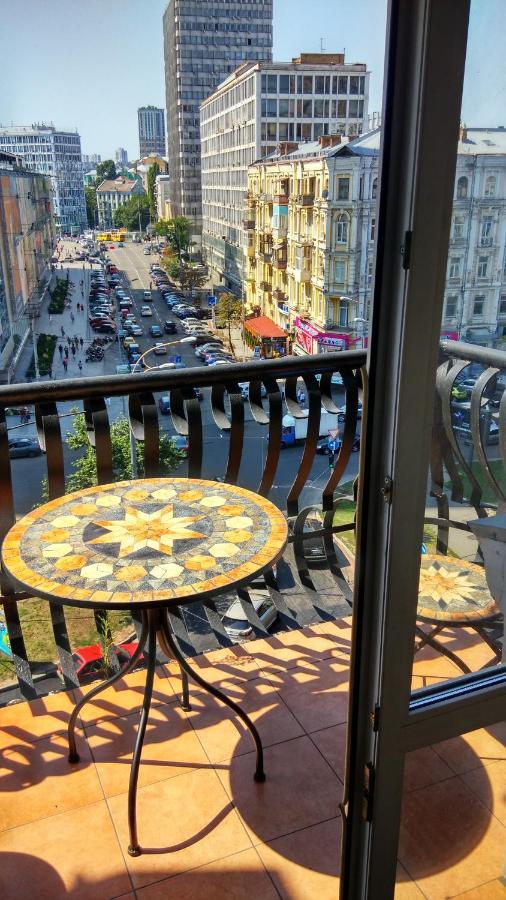 Апартаменты На Бассейной Kiev Exterior foto