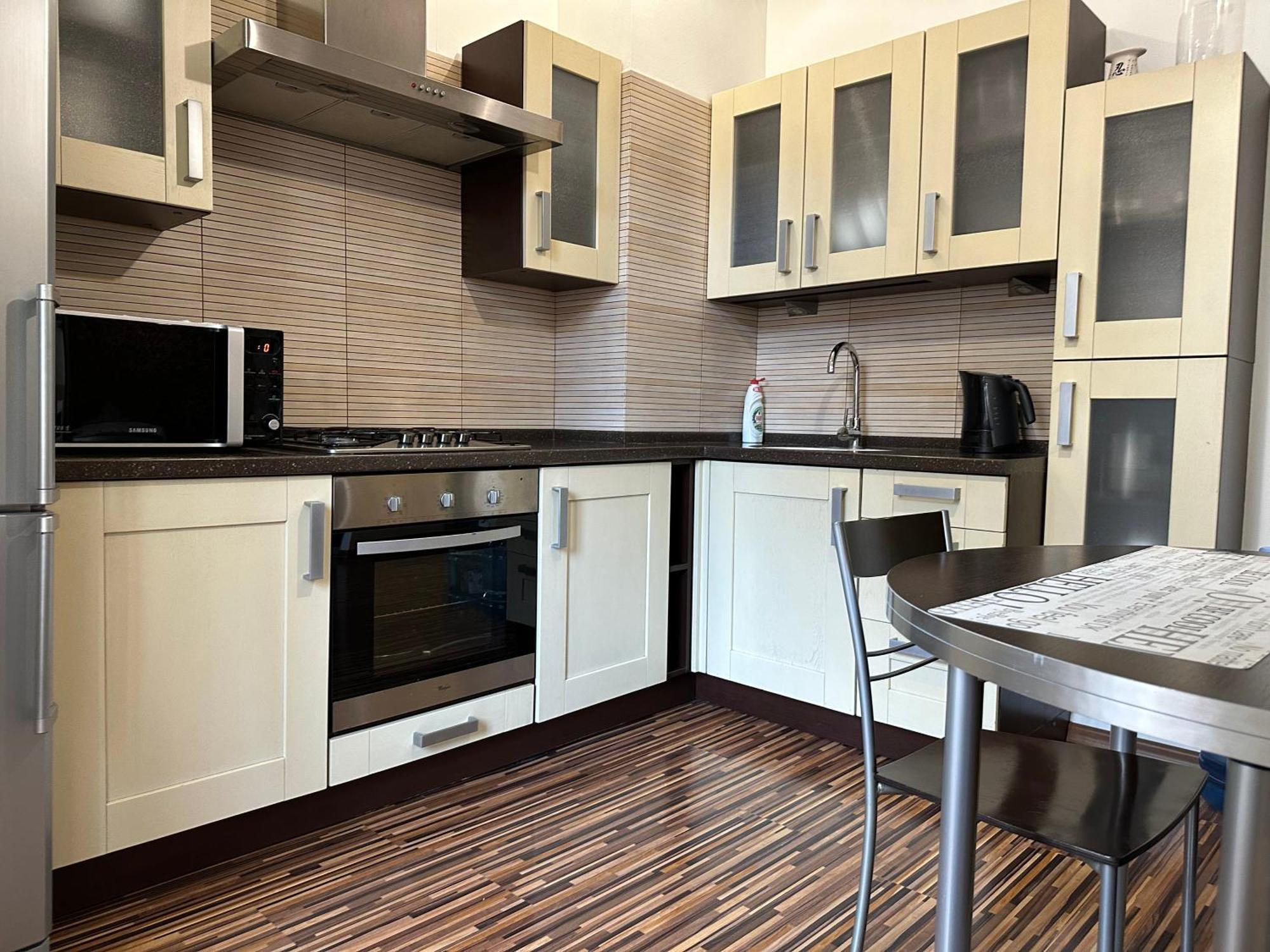 Апартаменты На Бассейной Kiev Exterior foto